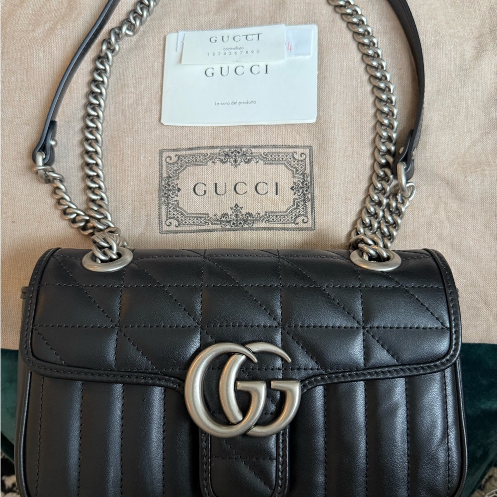 Gucci Marmont GG Black Leather Shoulder Bag with Silver Chain